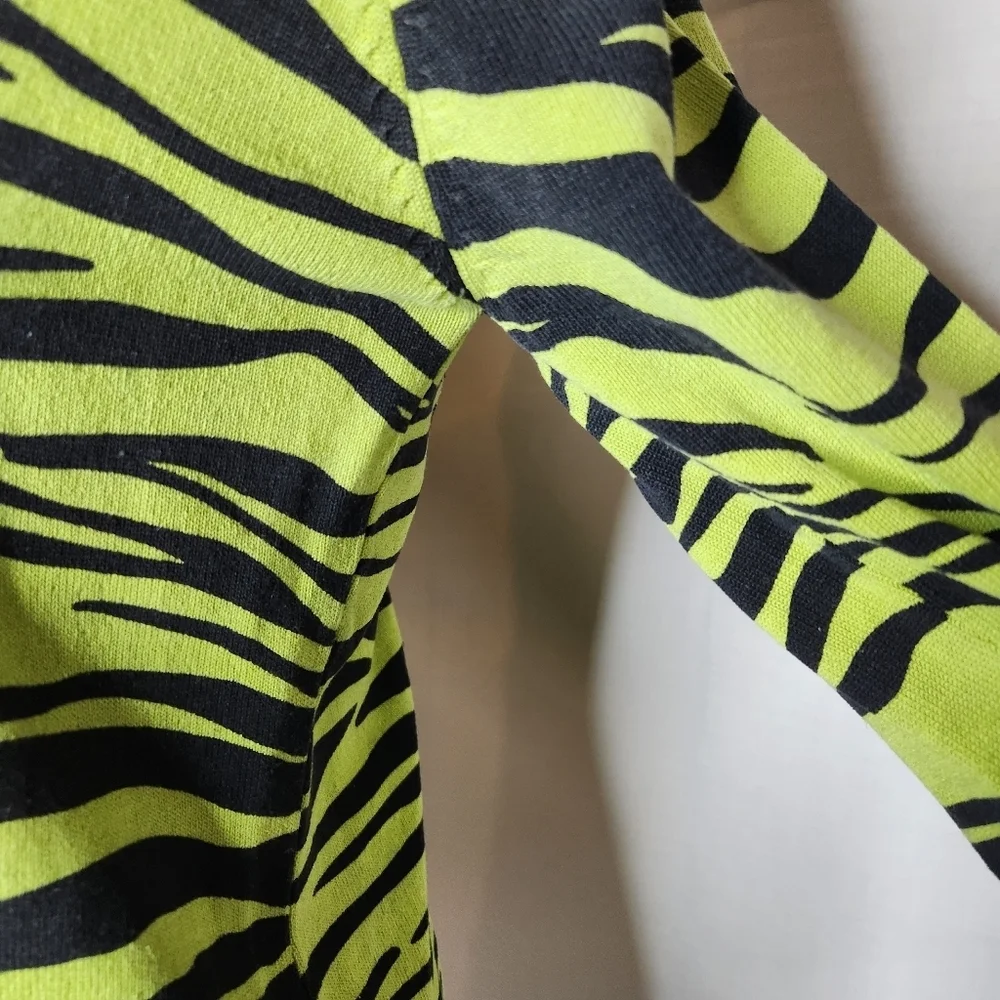 Joseph A Womens Silk Blend Leopard Print Top And Sweater Green Large - Picture 4 of 8